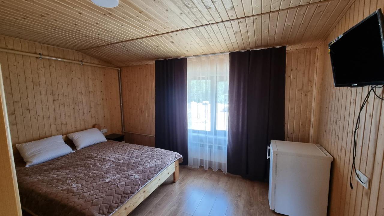Villa Paraiso Karpaty Tesnitska Eksteriør bilde